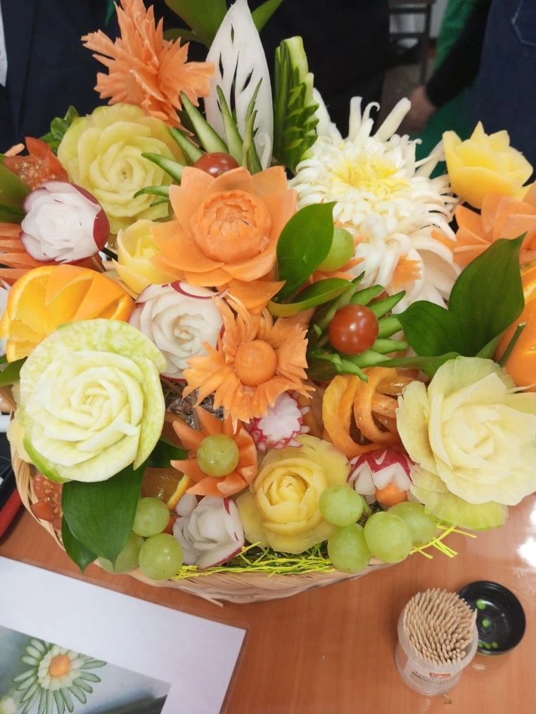 Увлекательный мастер-класс по карвингу для первоклашек и их пап!