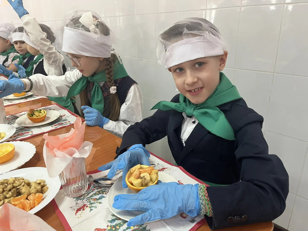 Ученик мальчик.jpg